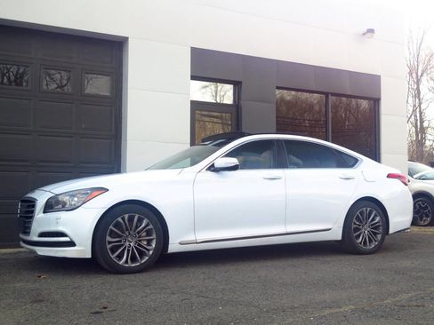 Used 2015 Hyundai Genesis 3.8 w/ Option Group 04 image 31