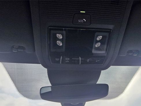 Certified 2023 Volkswagen ID.4 Pro AWD/4WD image 23