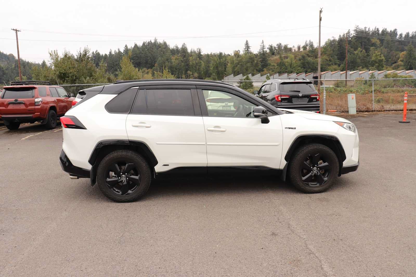 Certified 2019 Toyota RAV4 XSE AWD/4WD image 4