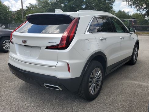 Used 2024 Cadillac XT4 Premium Luxury w/ Cold Weather Package FWD image 4
