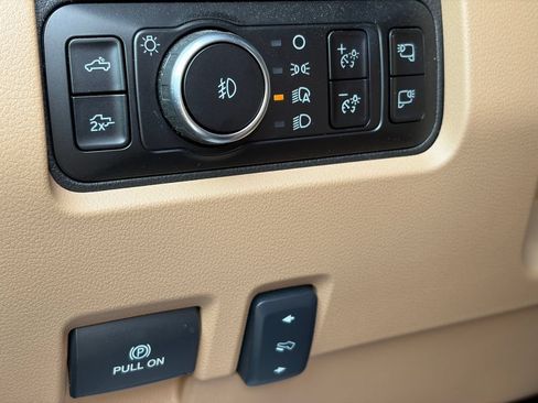 Used 2026 Ford F350 Lariat w/ Lariat Premium Package AWD/4WD image 23