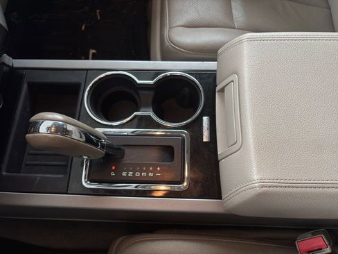 Used 2012 Ford Expedition Limited image 14