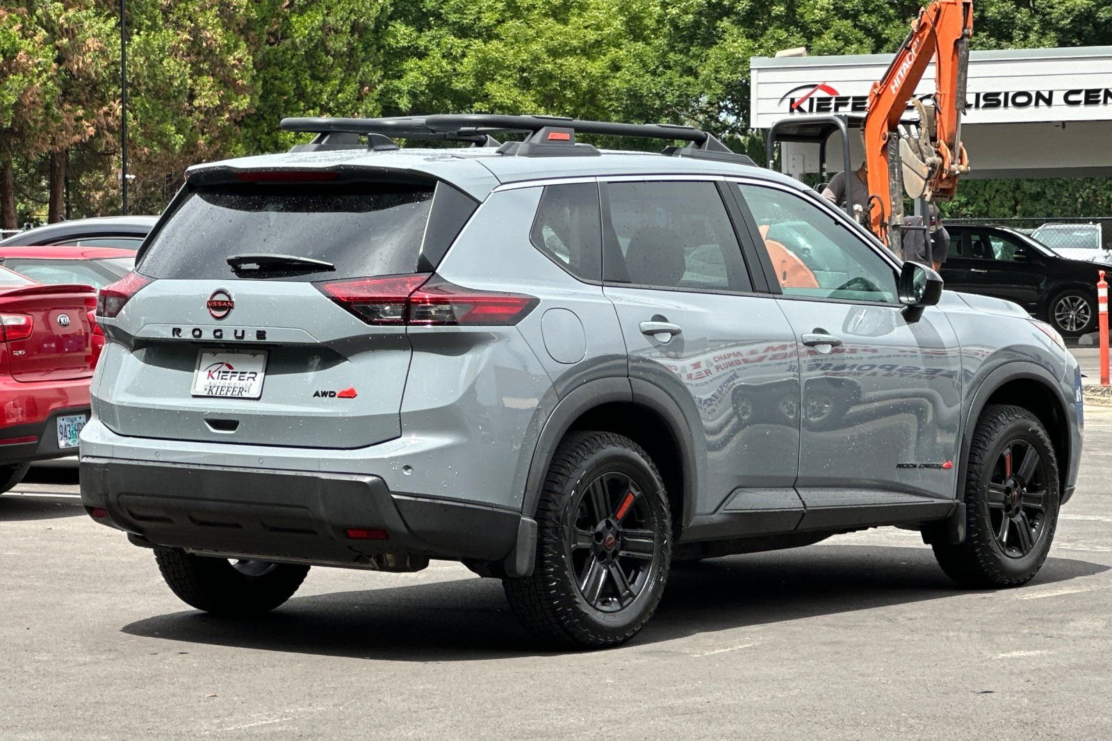 Used 2026 Nissan Rogue SV AWD/4WD image 4