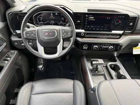 Used 2023 GMC Sierra 1500 SLT w/ SLT Premium Package image 17