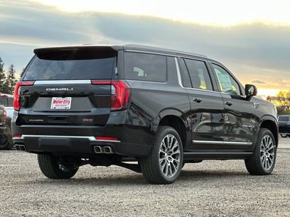 New 2026 GMC Yukon XL Denali w/ Sun & Power Step Package