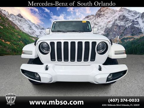 Used 2023 Jeep Wrangler Altitude image 19
