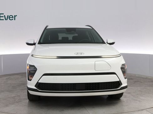 Used 2024 Hyundai Kona SEL image 3