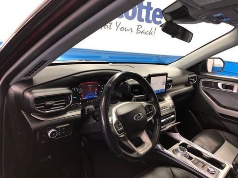 Certified 2022 Ford Explorer XLT w/ Equipment Group 202A image 14