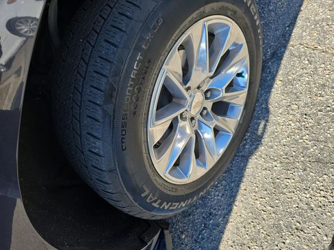 Used 2023 Chevrolet Tahoe Premier image 35