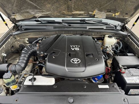 Used 2009 Toyota 4Runner SR5 image 26