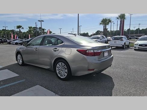 Used 2015 Lexus ES 350 w/ Luxury Package FWD image 31