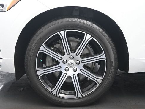 Used 2020 Volvo XC60 T6 Inscription w/ Protection Package Premier image 36