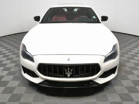 Used 2022 Maserati Quattroporte Modena RWD image 37