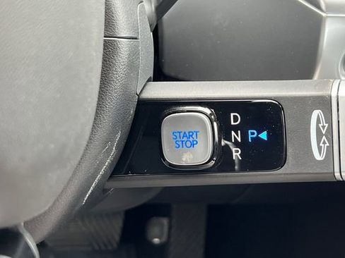 Certified 2026 Hyundai Ioniq 9 S image 30