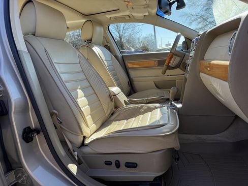 Used 2006 Lincoln Zephyr image 14