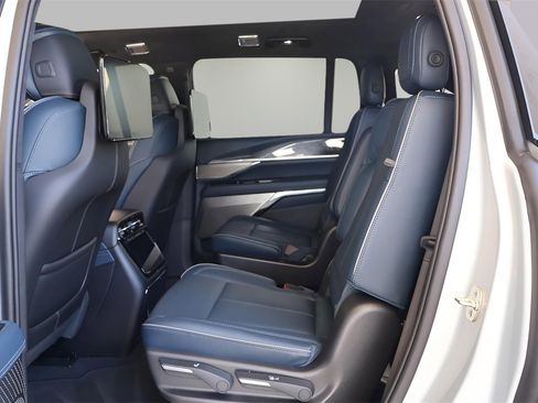 New 2025 Cadillac Escalade IQ Luxury 2 image 14