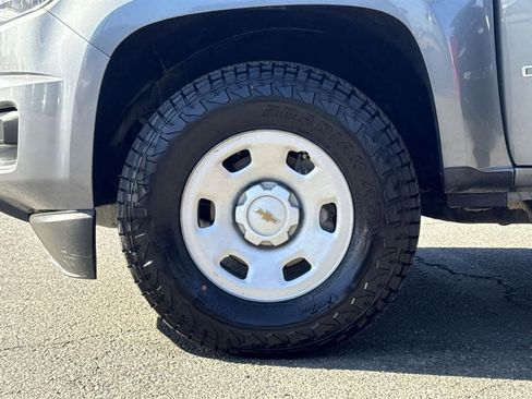 Used 2018 Chevrolet Colorado W/T w/ WT Convenience Package image 12