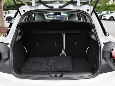Used 2025 MINI Cooper 4-Door Hardtop FWD image 29