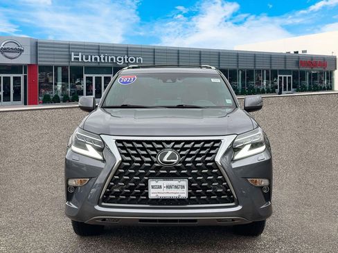 Used 2023 Lexus GX 460 Premium w/ Premium Plus Package image 2