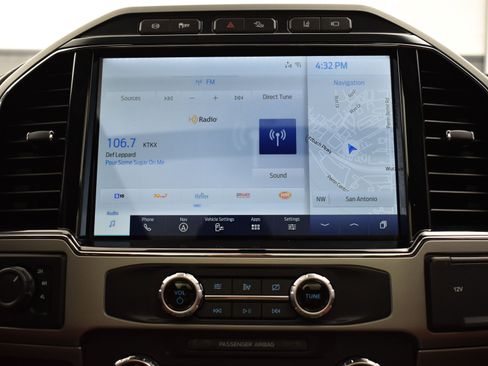 Used 2022 Ford F250 King Ranch w/ Tremor Off-Road Package image 28