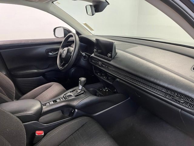 Used 2024 Honda HR-V LX image 11