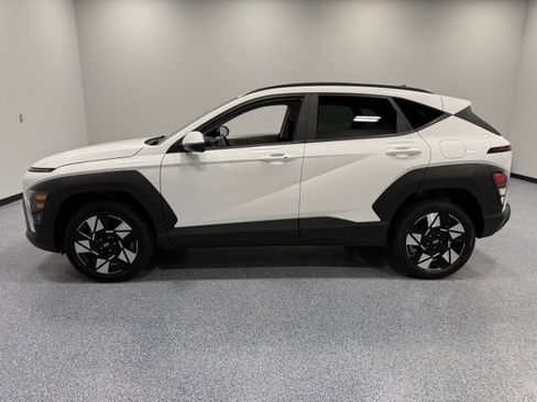 Used 2024 Hyundai Kona SEL AWD/4WD image 8