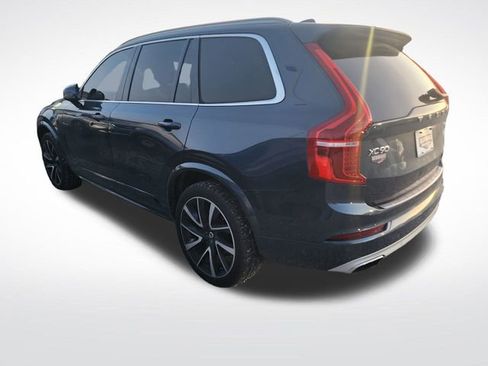 Used 2020 Volvo XC90 T6 Momentum w/ Protection Package Premier image 5