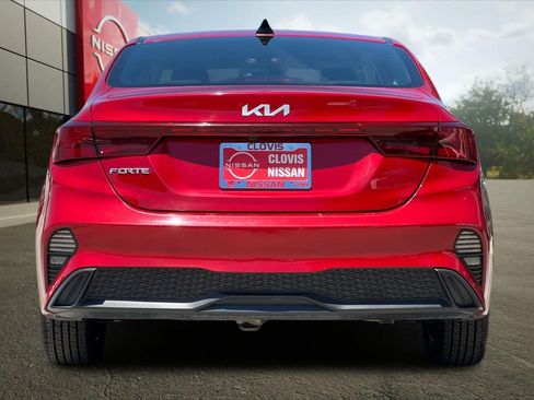 Used 2023 Kia Forte LXS FWD image 8