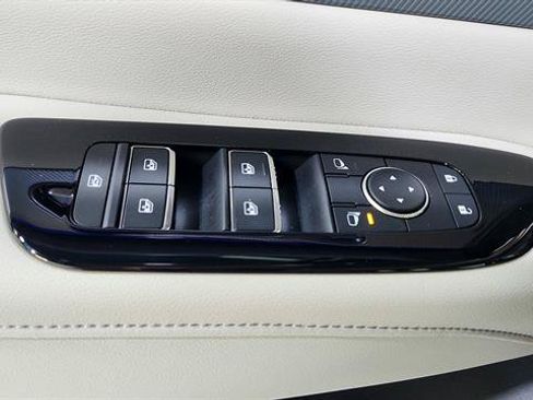 Certified 2025 Nissan Murano SL AWD/4WD image 19