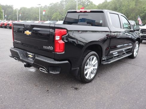 New 2026 Chevrolet Silverado 1500 High Country w/ High Country Premium Package AWD/4WD image 29