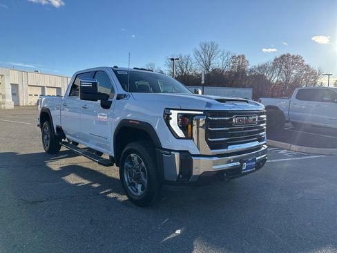 New 2026 GMC Sierra 2500 SLT w/ SLT Premium Package AWD/4WD image 8