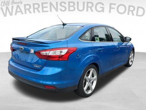 Used 2013 Ford Focus Titanium w/ Titanium Handling Pkg FWD image 7