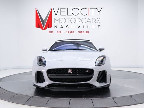 Used 2020 Jaguar F-TYPE SVR image 3
