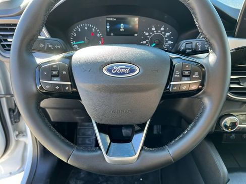 Certified 2022 Ford Escape SE w/ Convenience Package image 19