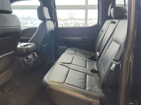 Used 2022 Ford F150 Lariat w/ Equipment Group 502A High image 4