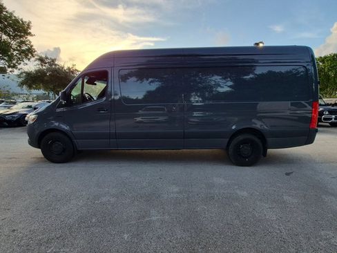 Used 2024 Mercedes-Benz eSprinter 170 Cargo image 8