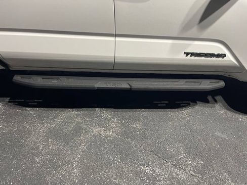 Used 2024 Toyota Tacoma SR5 AWD/4WD image 13