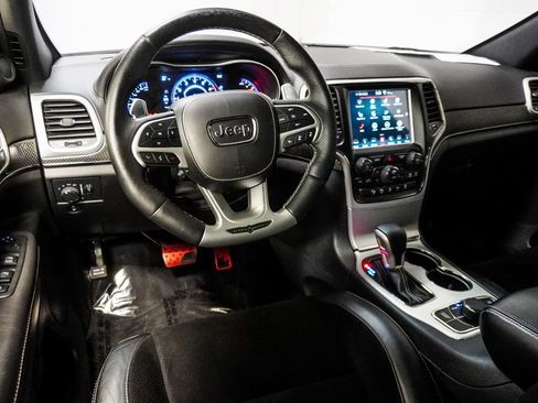 Used 2018 Jeep Grand Cherokee Trackhawk w/ Trailer Tow Group IV AWD/4WD image 12