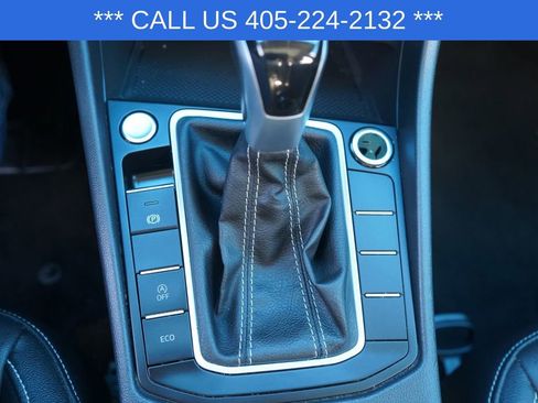 Used 2024 Volkswagen Jetta SE image 37