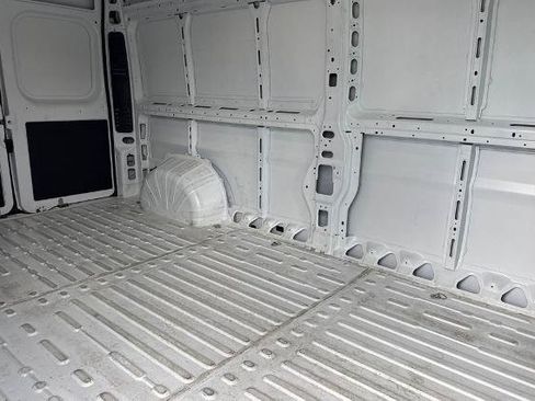 Used 2026 RAM ProMaster 2500 w/ Convenience Group FWD image 20
