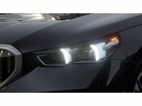 New 2026 BMW 530i RWD image 6