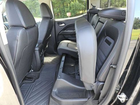 Used 2015 GMC Canyon SLE w/ All-Terrain Package AWD/4WD image 26