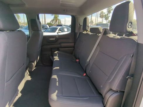 Used 2023 Chevrolet Silverado 1500 Custom image 15