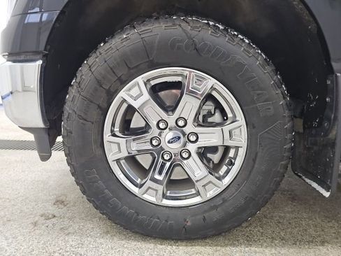 Used 2023 Ford F150 Lariat image 10