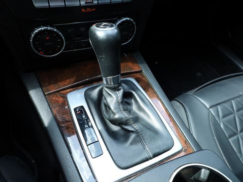 Used 2014 Mercedes-Benz C 250 Sedan image 8