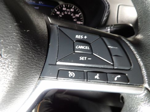 Used 2020 Nissan Altima 2.5 S FWD image 17