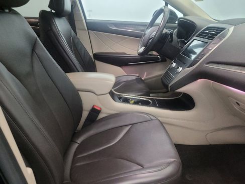 Used 2017 Lincoln MKC Reserve image 21
