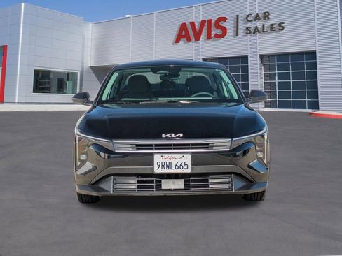 Used 2025 Kia K4 LXS image 2