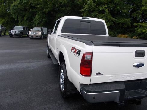Used 2016 Ford F350 Lariat w/ Lariat Ultimate Package AWD/4WD image 4