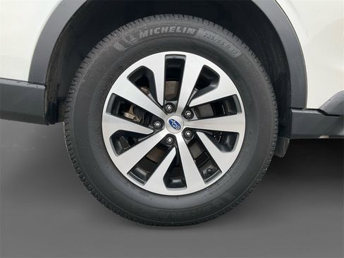 Used 2020 Subaru Outback Premium w/ Popular Package #1 image 10